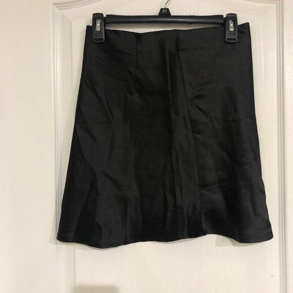 Commense Womens Flare Skirt Size Medium‎ Black Back Zip Knee Length Casual NWT - Picture 6 of 8